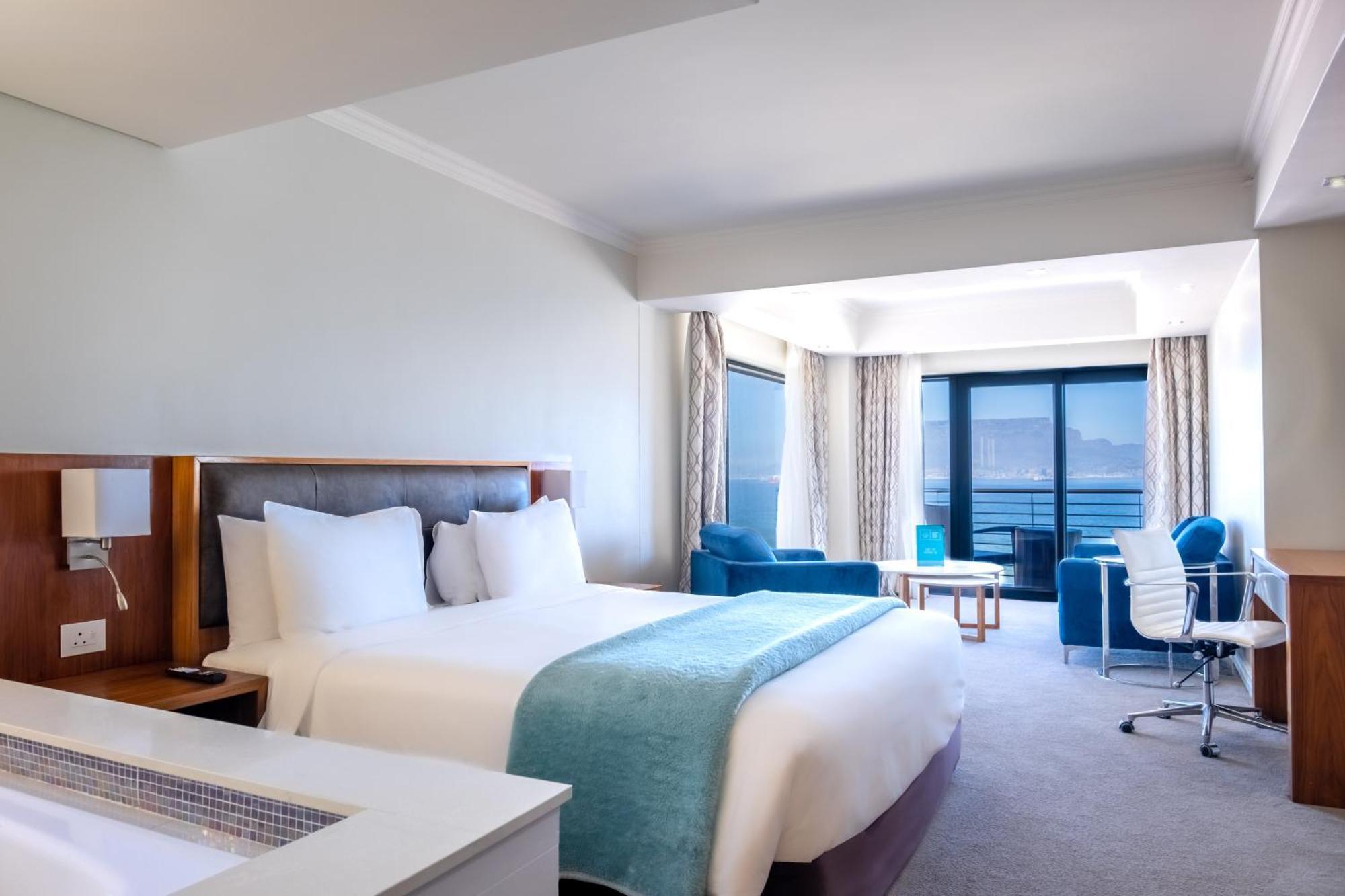 เบลาเบิร์ก บีช โฮเต็ล Hotel โบลแบร์กสตรานด์ ภายนอก รูปภาพ