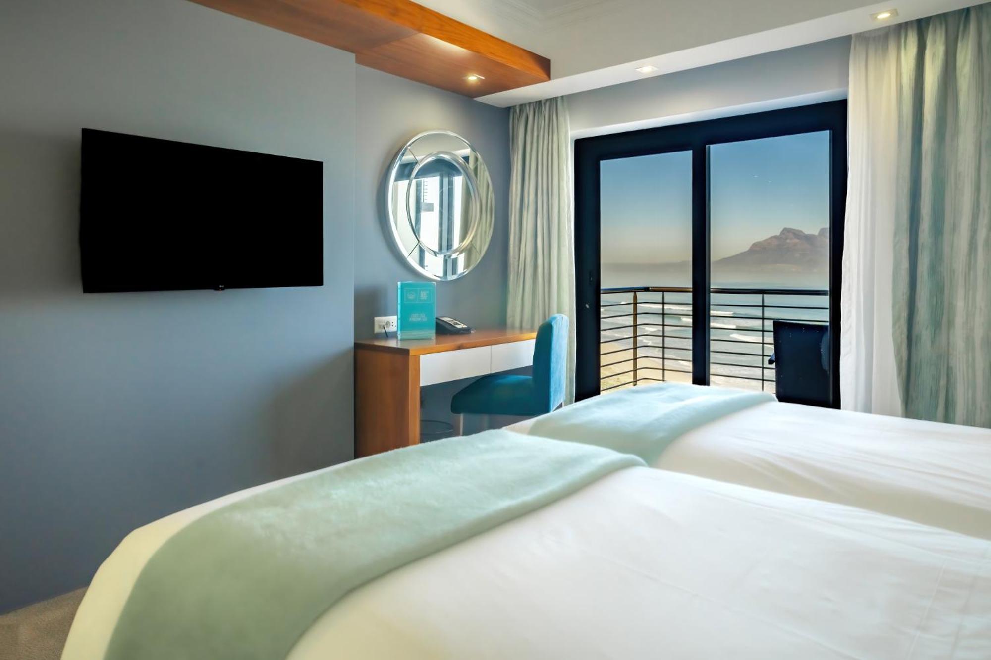 เบลาเบิร์ก บีช โฮเต็ล Hotel โบลแบร์กสตรานด์ ภายนอก รูปภาพ
