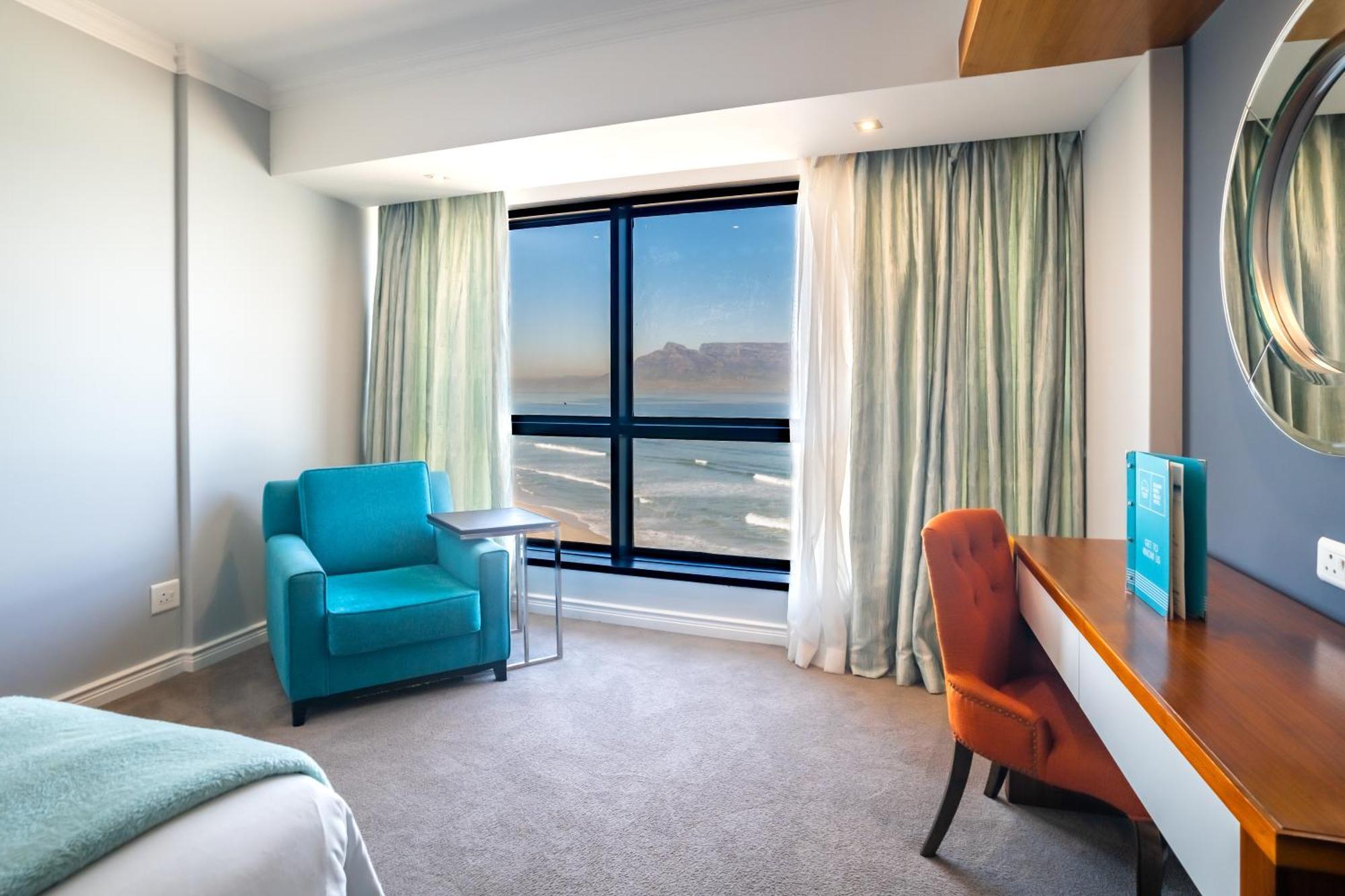 เบลาเบิร์ก บีช โฮเต็ล Hotel โบลแบร์กสตรานด์ ภายนอก รูปภาพ