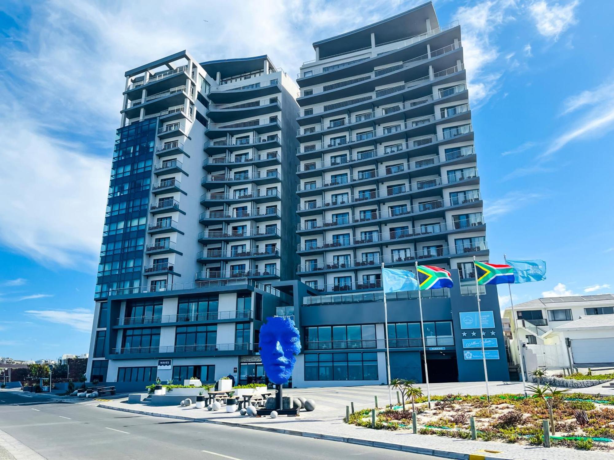 เบลาเบิร์ก บีช โฮเต็ล Hotel โบลแบร์กสตรานด์ ภายนอก รูปภาพ